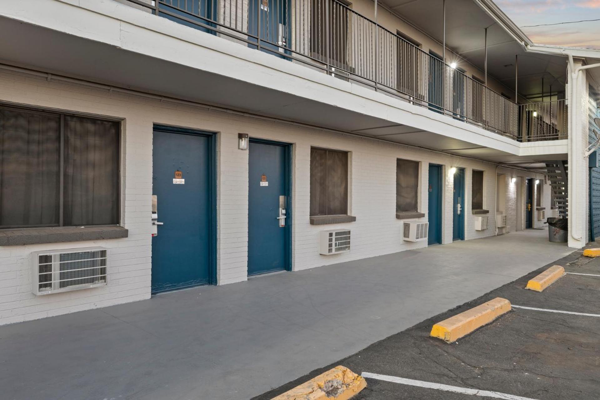 Travel Inn Phoenix Zewnętrze zdjęcie